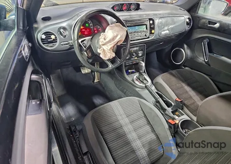 2012 Volkswagen Beetle Turbo z USA, uszkodzony, nr VIN 3VWVA7AT7CM650981